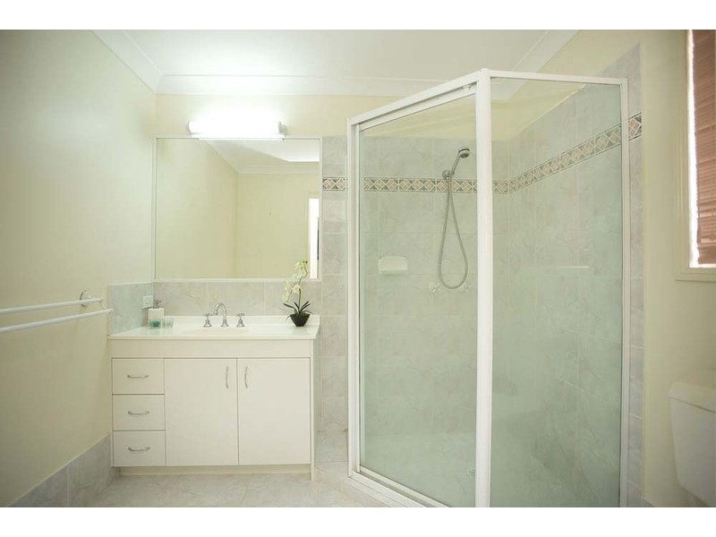 33 Eden Elm St, Calamvale QLD 4116