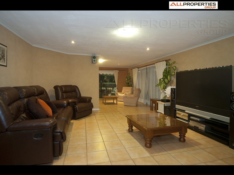 153 Macquarie Way, Drewvale QLD 4116