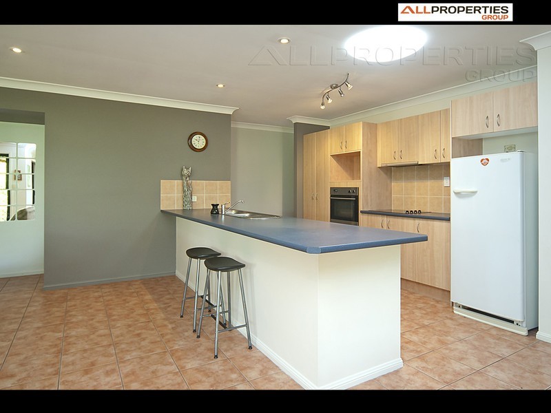 78 Dampier Cres, Drewvale QLD 4116