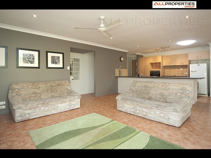 78 Dampier Cres, Drewvale QLD 4116