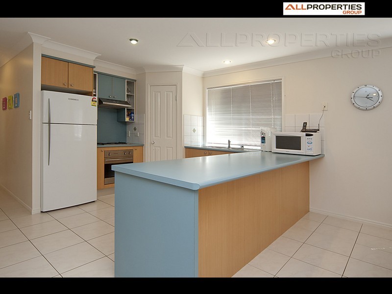 12 Taylor place, Forest Lake QLD 4078