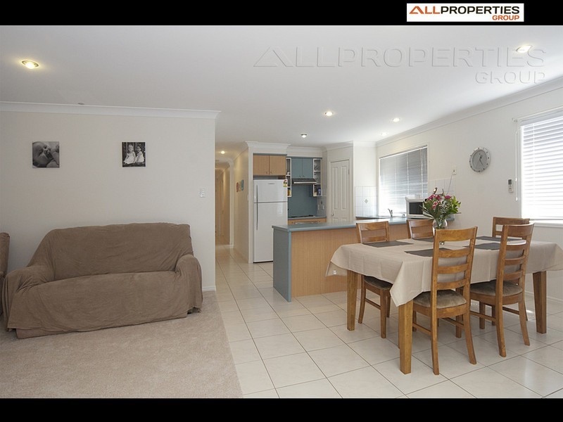 12 Taylor place, Forest Lake QLD 4078