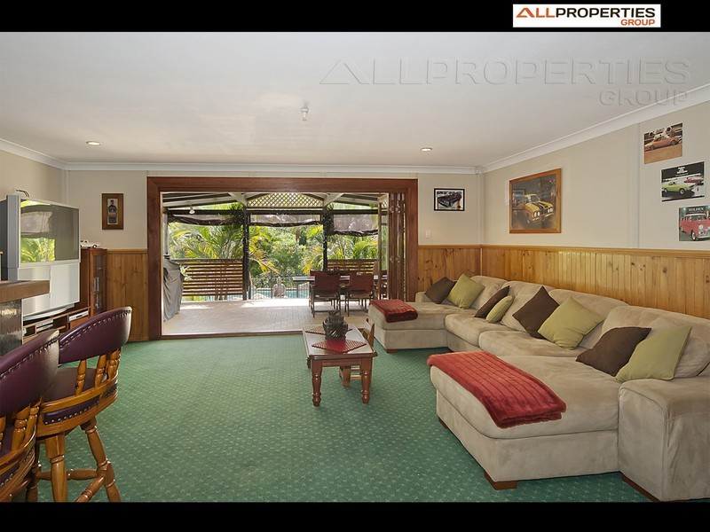 49 Forestdale Drive, Forestdale QLD 4118