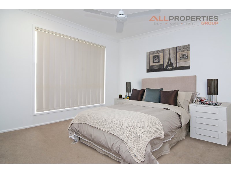 13 Pebbles Ct, Berrinba QLD 4117