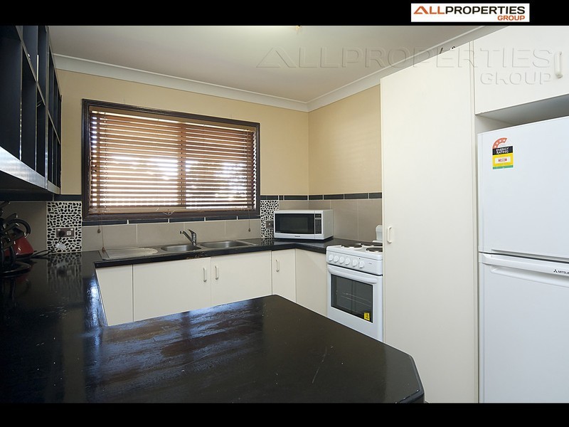 9/8-12 Bourke Street, Waterford West QLD 4133