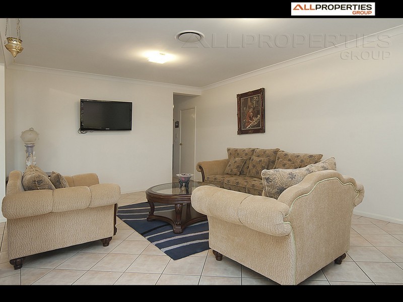 20 St Andrews Avenue, Forest Lake QLD 4078