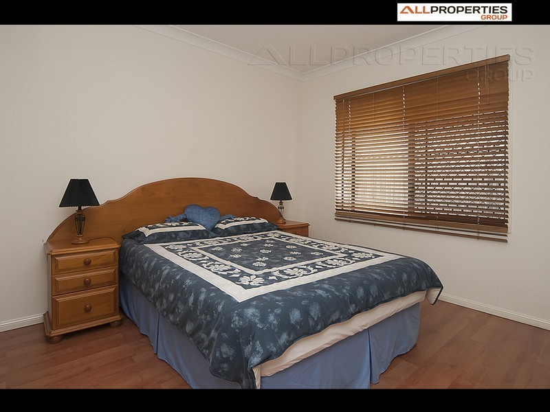 20 St Andrews Avenue, Forest Lake QLD 4078