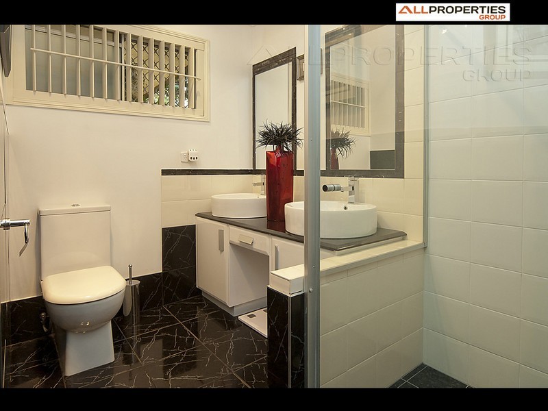 46 Beaufront Place, Forest Lake QLD 4078