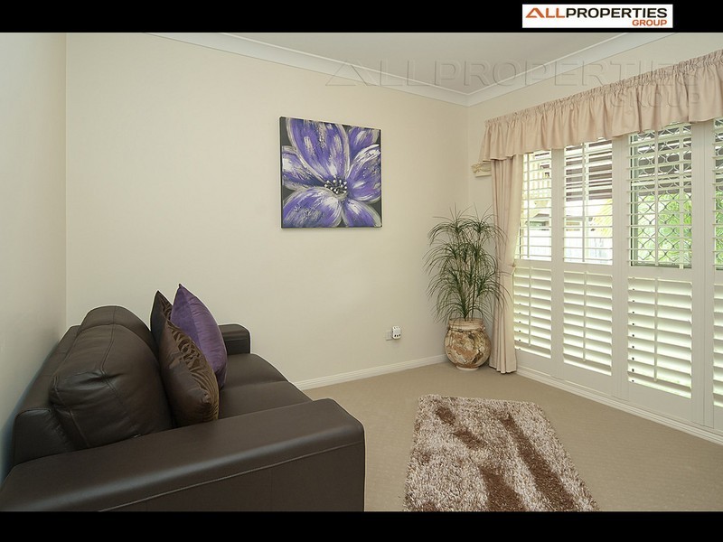 46 Beaufront Place, Forest Lake QLD 4078