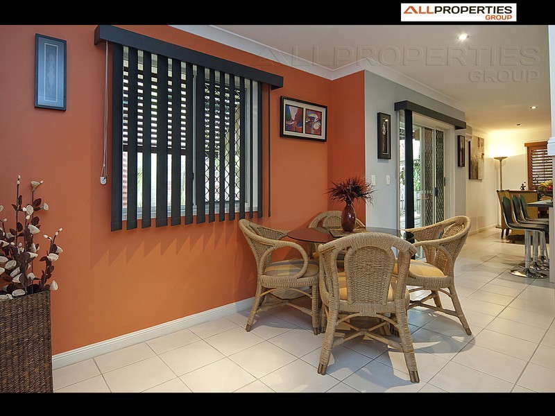 46 Beaufront Place, Forest Lake QLD 4078