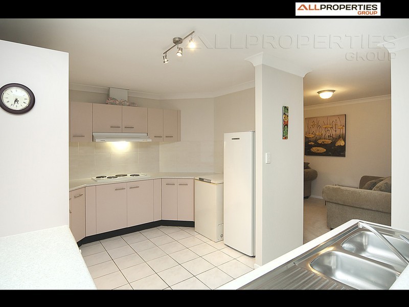 42 Sheffield Place, Kuraby QLD 4112