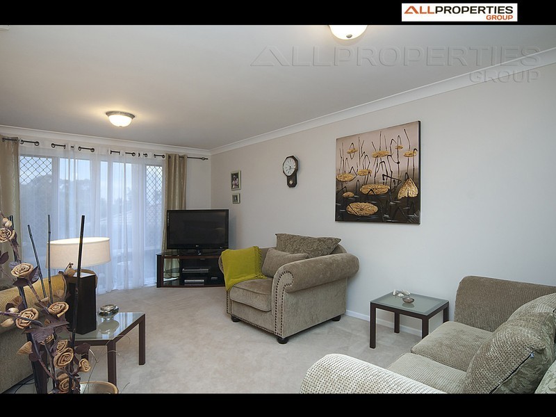 42 Sheffield Place, Kuraby QLD 4112