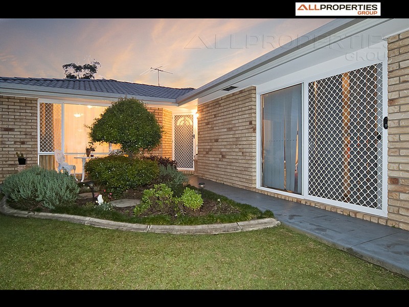 42 Sheffield Place, Kuraby QLD 4112