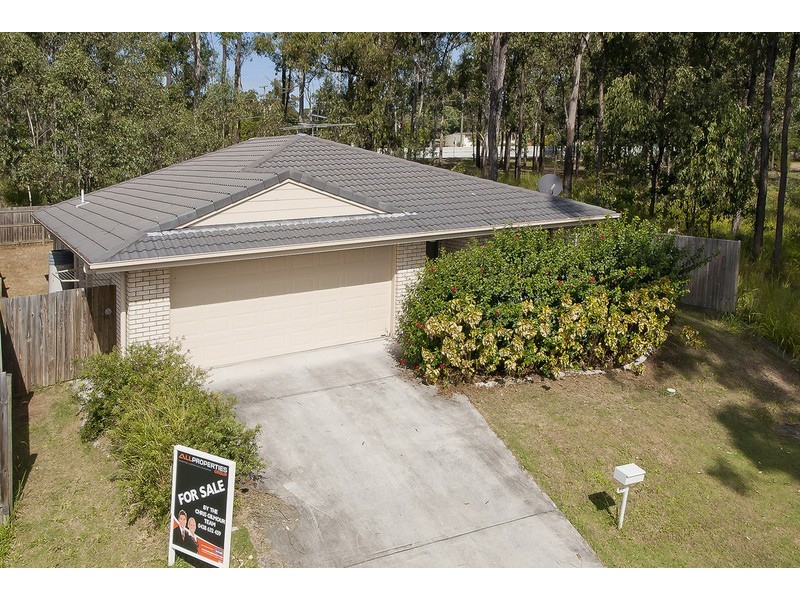27 Whipbird St, Bellbird Park QLD 4300