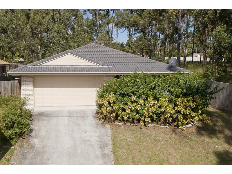 27 Whipbird St, Bellbird Park QLD 4300