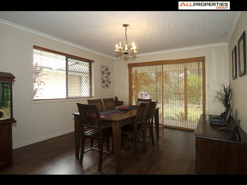 374 Johnson Road, Forestdale QLD 4118