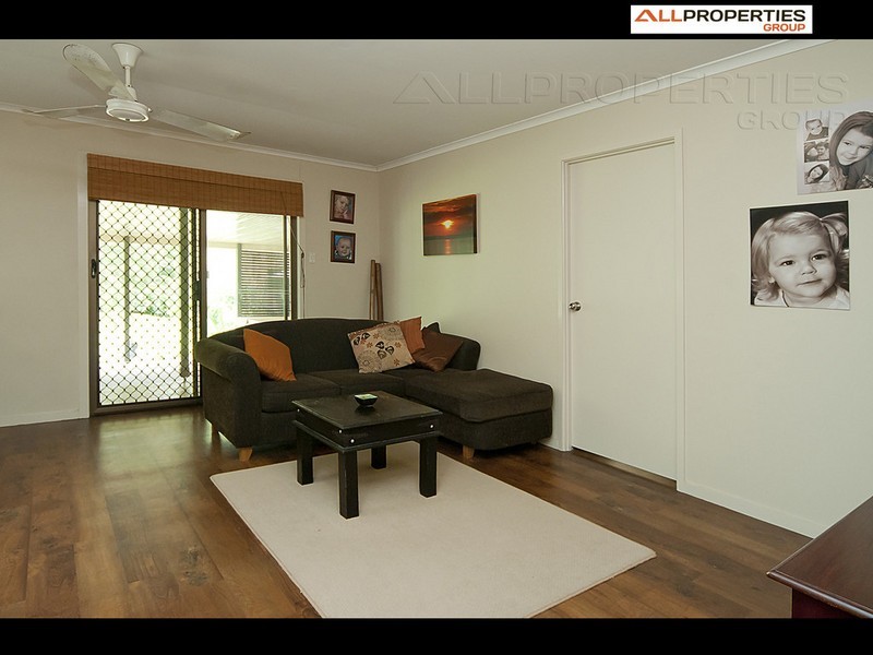 374 Johnson Road, Forestdale QLD 4118