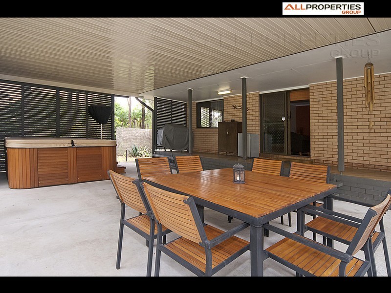 374 Johnson Road, Forestdale QLD 4118