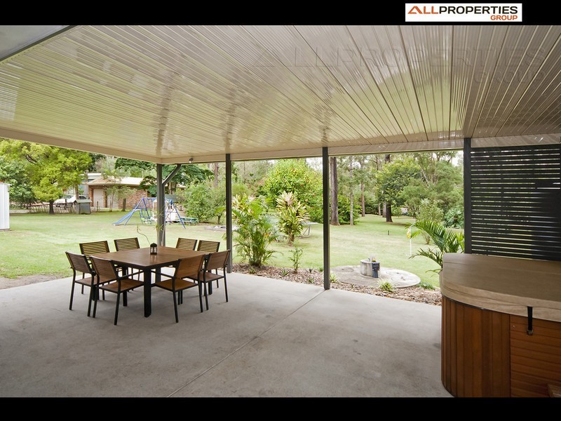 374 Johnson Road, Forestdale QLD 4118