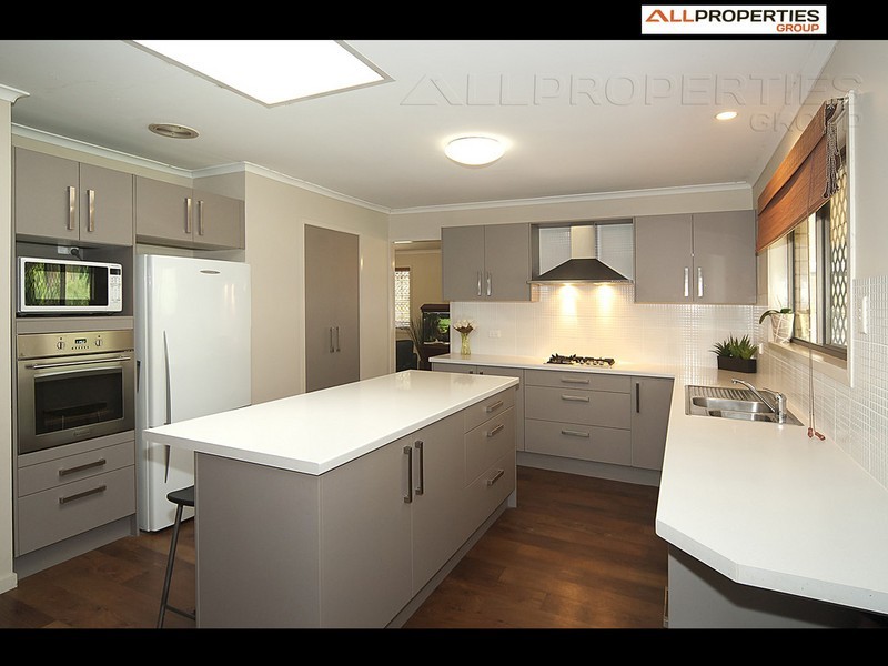 374 Johnson Road, Forestdale QLD 4118