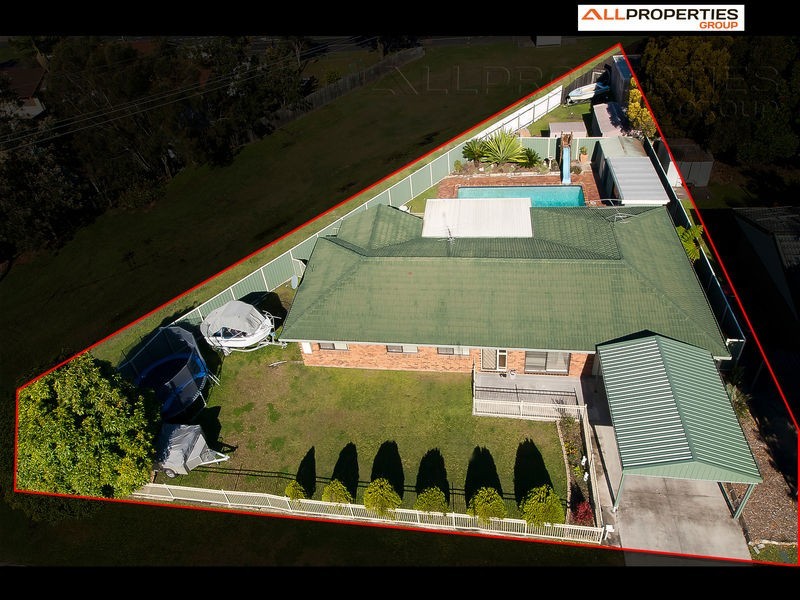 8 Yeomans Place, Mount Warren Park QLD 4207