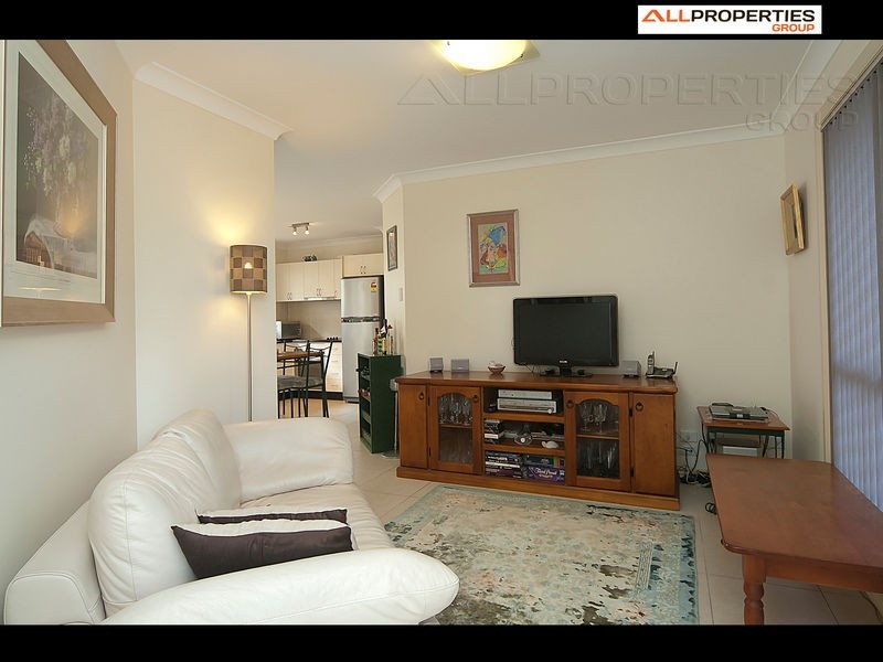 Unit 2 / 2  Snowy River Circuit, Forest Lake QLD 4078