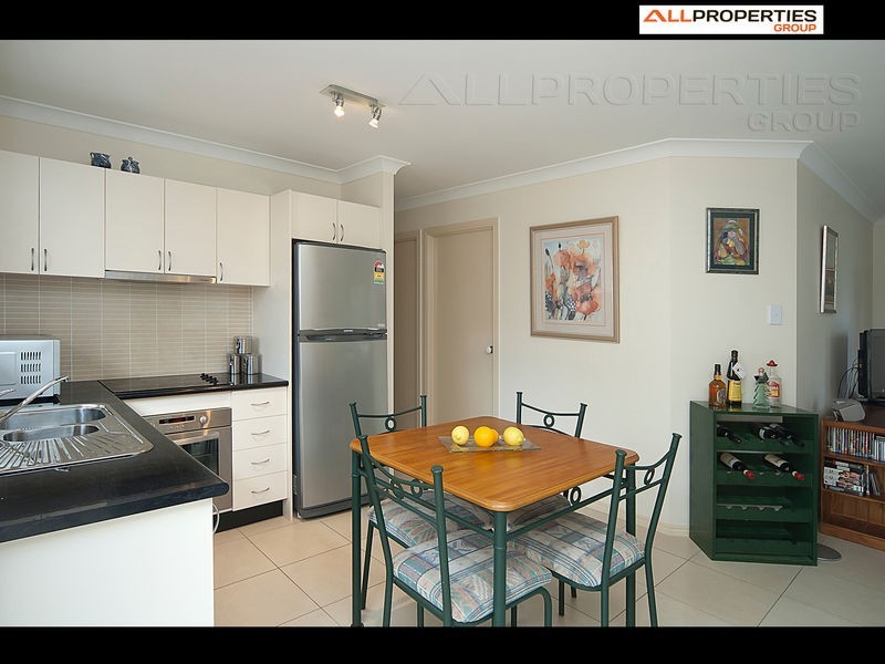 Unit 2 / 2  Snowy River Circuit, Forest Lake QLD 4078