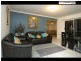 4 Hill End Ave, Hillcrest QLD 4118