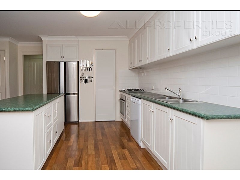 21 Killarney Street, Forest Lake QLD 4078