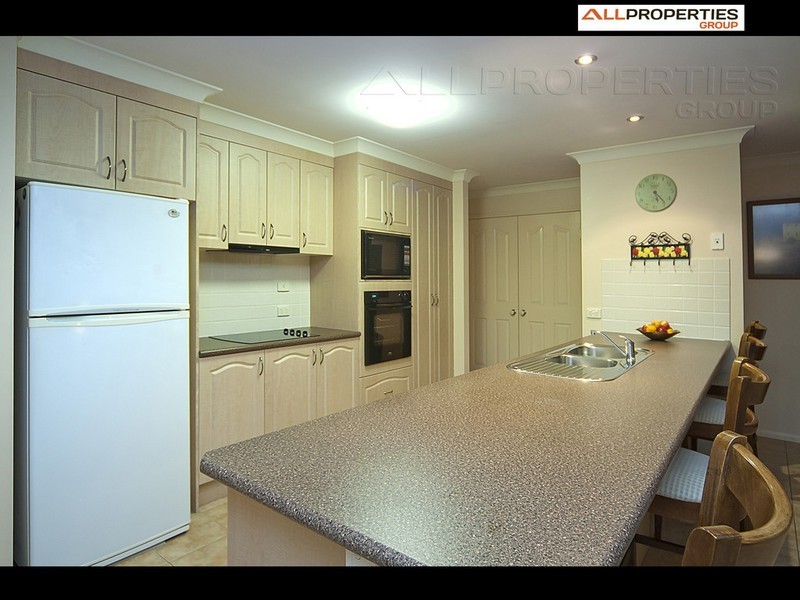 25 Columbus Crct, Drewvale QLD 4116