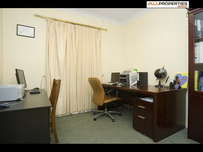 30 The Chase, Forestdale QLD 4118