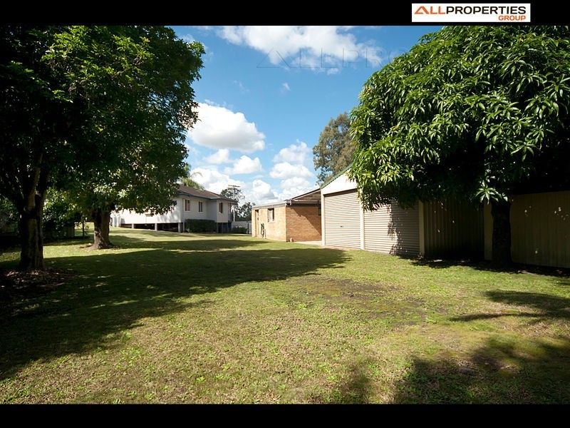 9 KINGSTON CT, Kingston QLD 4114