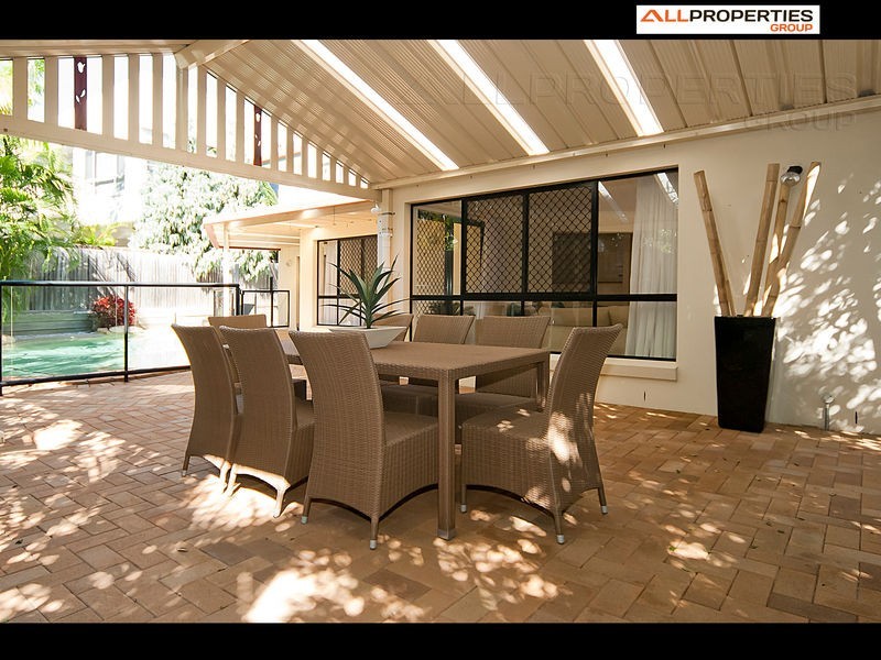 6 Santa Cruz Place, Forest Lake QLD 4078