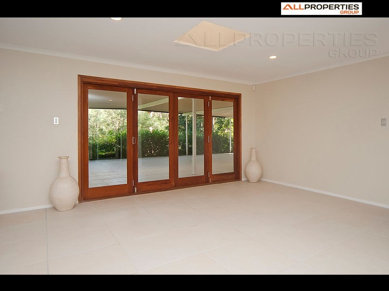 246 Forestdale Drv, Forestdale QLD 4118