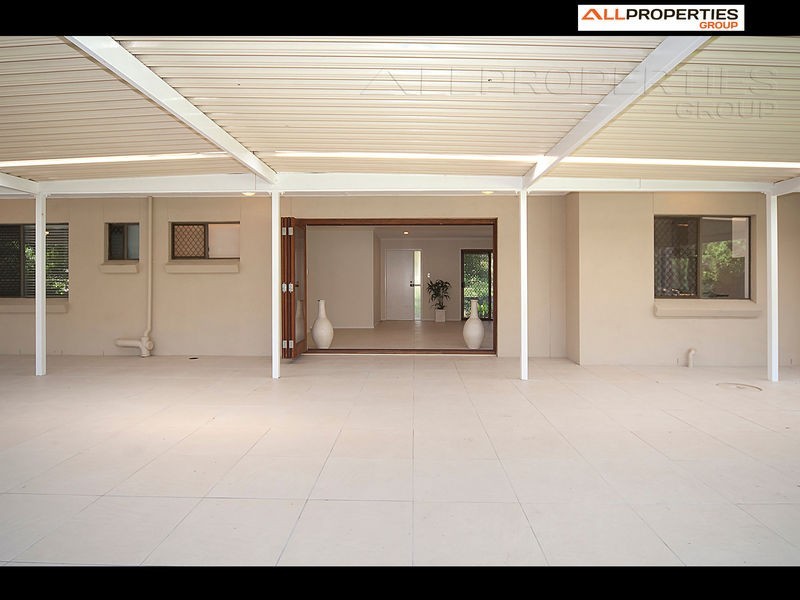 246 Forestdale Drv, Forestdale QLD 4118