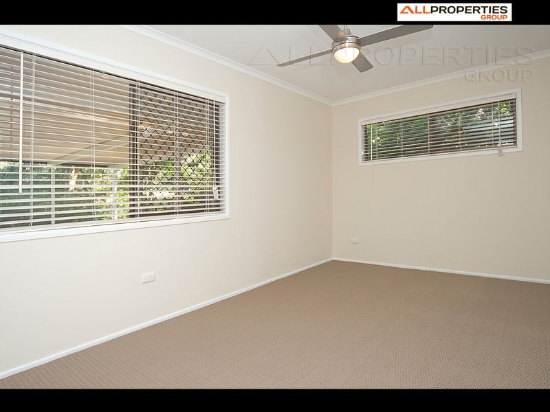 246 Forestdale Drv, Forestdale QLD 4118