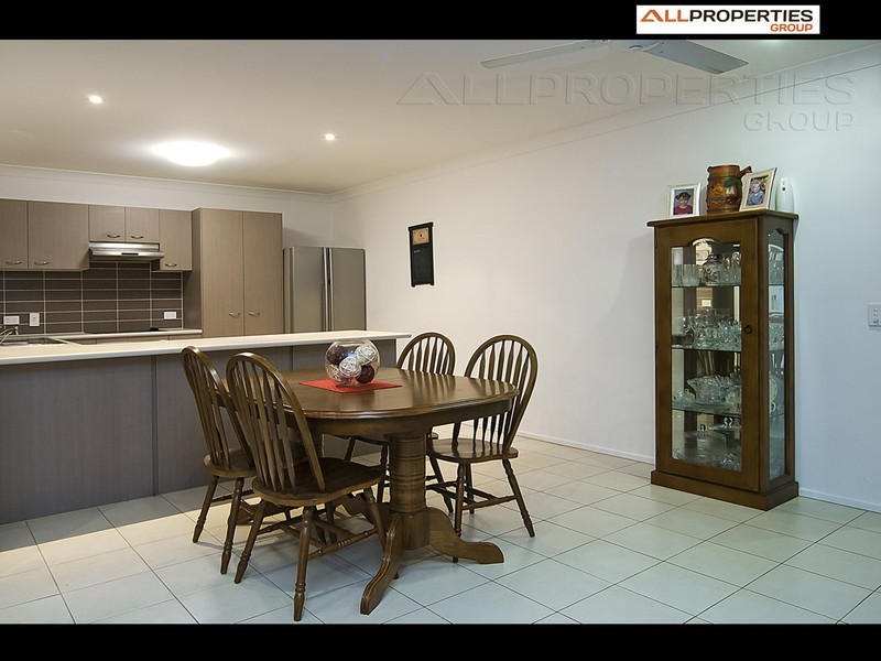 43 Weir Cl, Berrinba QLD 4117