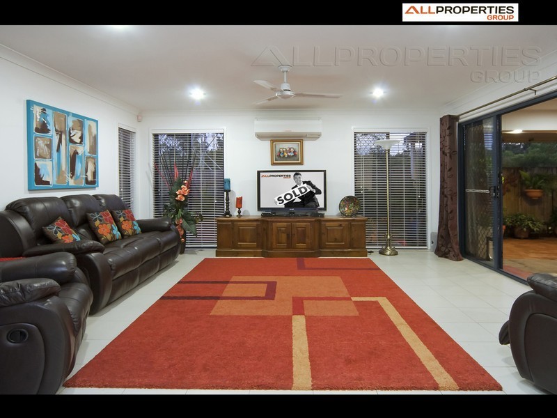 43 Weir Cl, Berrinba QLD 4117