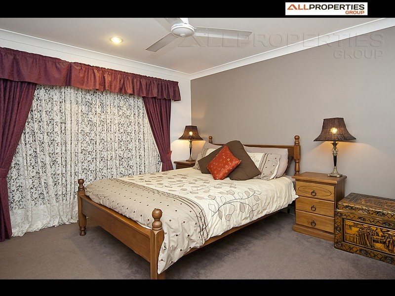 43 Weir Cl, Berrinba QLD 4117