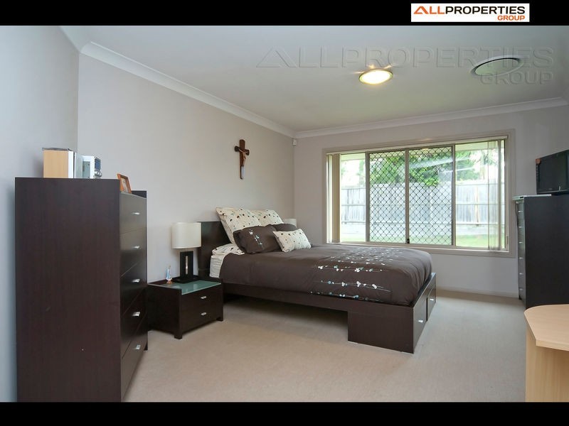 42 Talisker Place, Parkinson QLD 4115