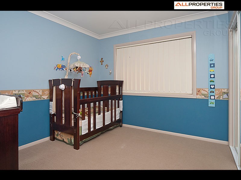 42 Talisker Place, Parkinson QLD 4115