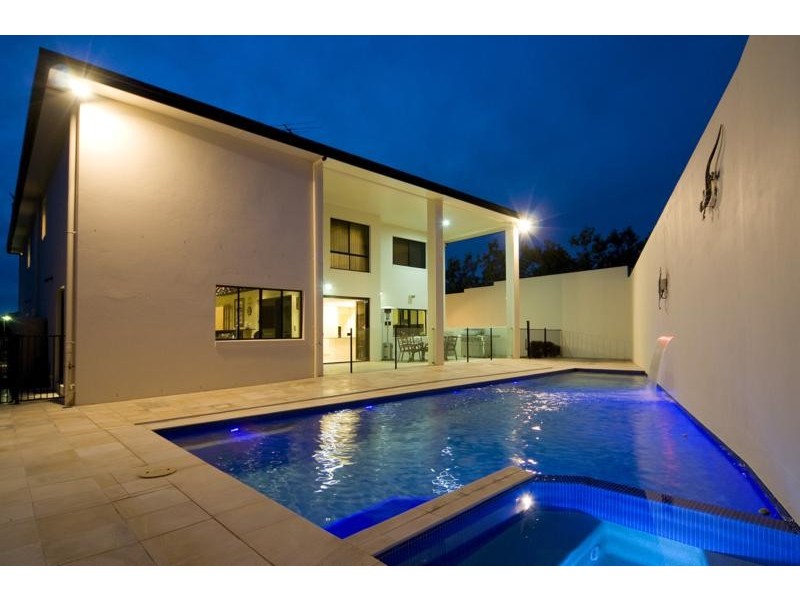 103 The Parkway, Stretton QLD 4116