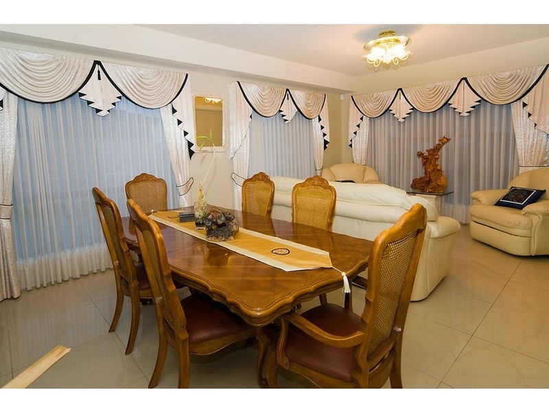 103 The Parkway, Stretton QLD 4116