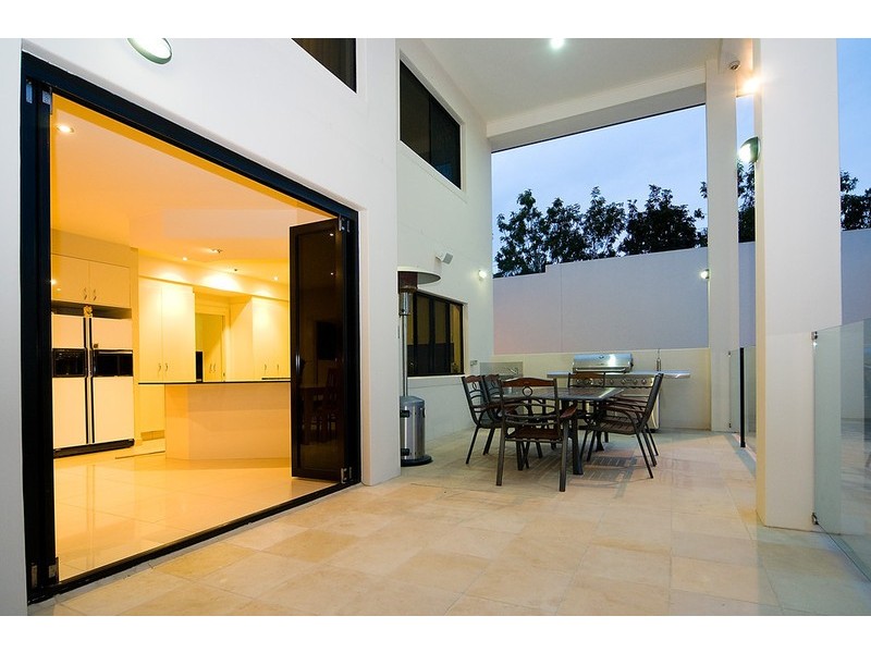 103 The Parkway, Stretton QLD 4116
