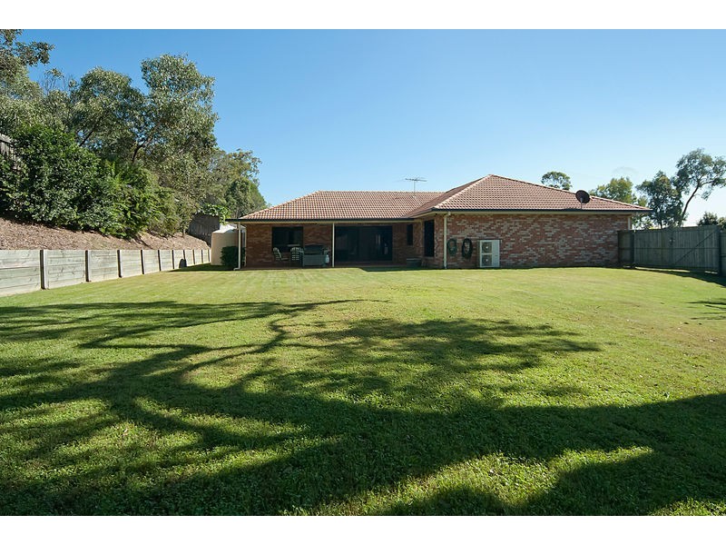 21 Ashton Way, Forest Lake QLD 4078