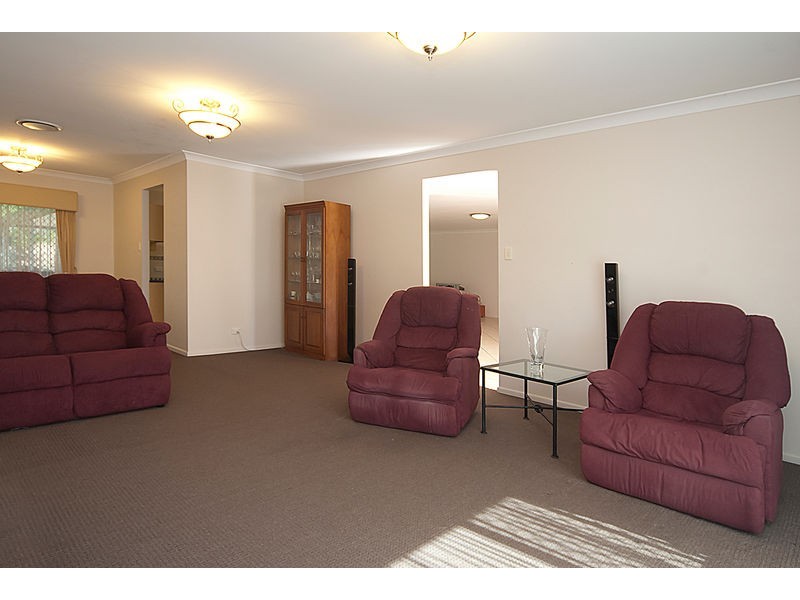 21 Ashton Way, Forest Lake QLD 4078