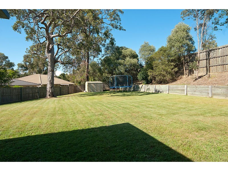 21 Ashton Way, Forest Lake QLD 4078