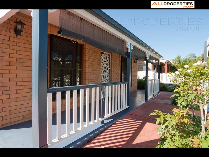 43 Booloumba Crescent, Forest Lake QLD 4078