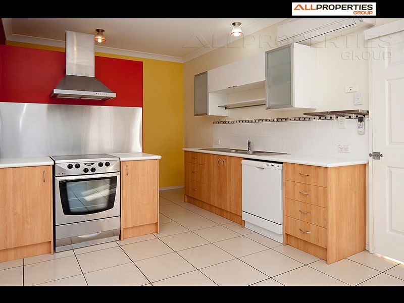 43 Booloumba Crescent, Forest Lake QLD 4078