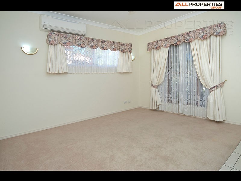 43 Booloumba Crescent, Forest Lake QLD 4078